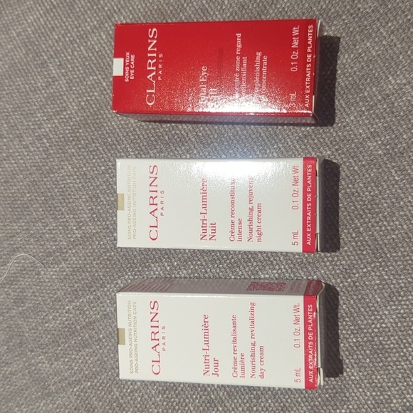Bundle of 3 Clarins Travel Cream + White Make up Bags - NWT - Picture 1 of 10